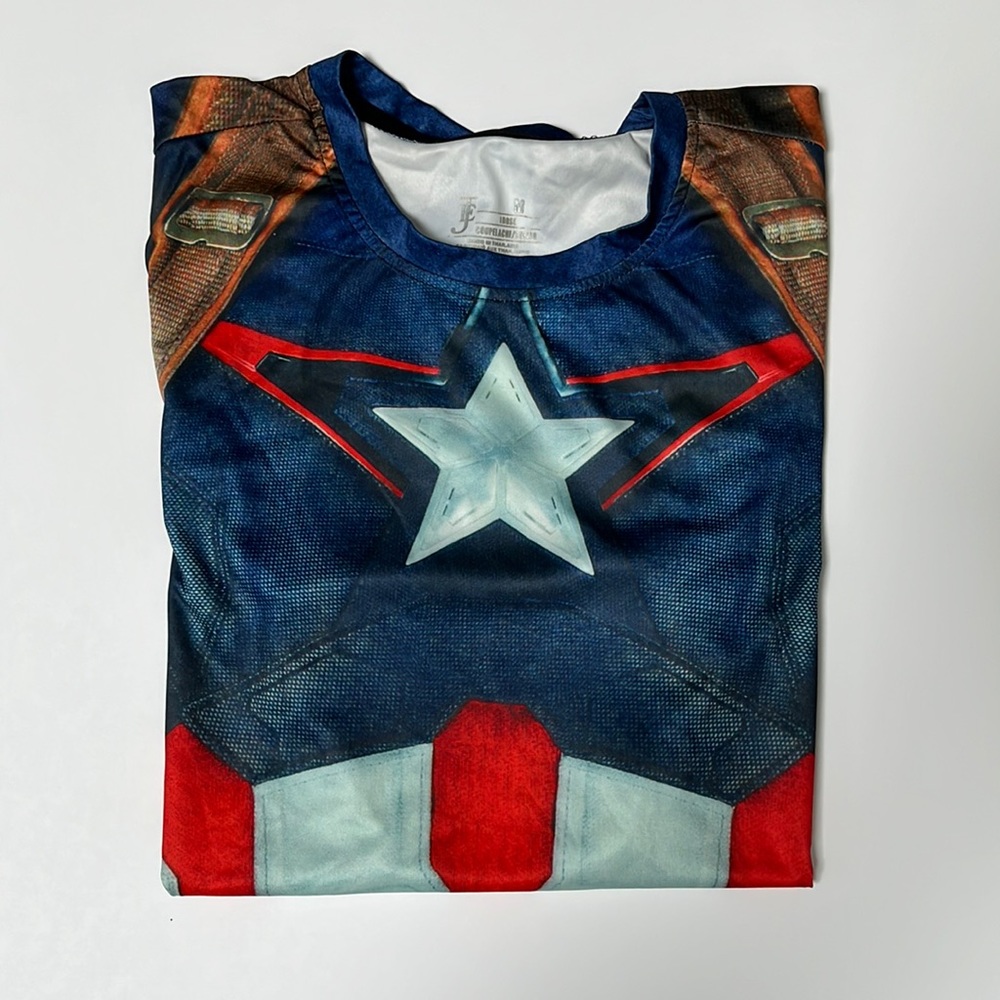 Medium Marvel Captain America Shirt